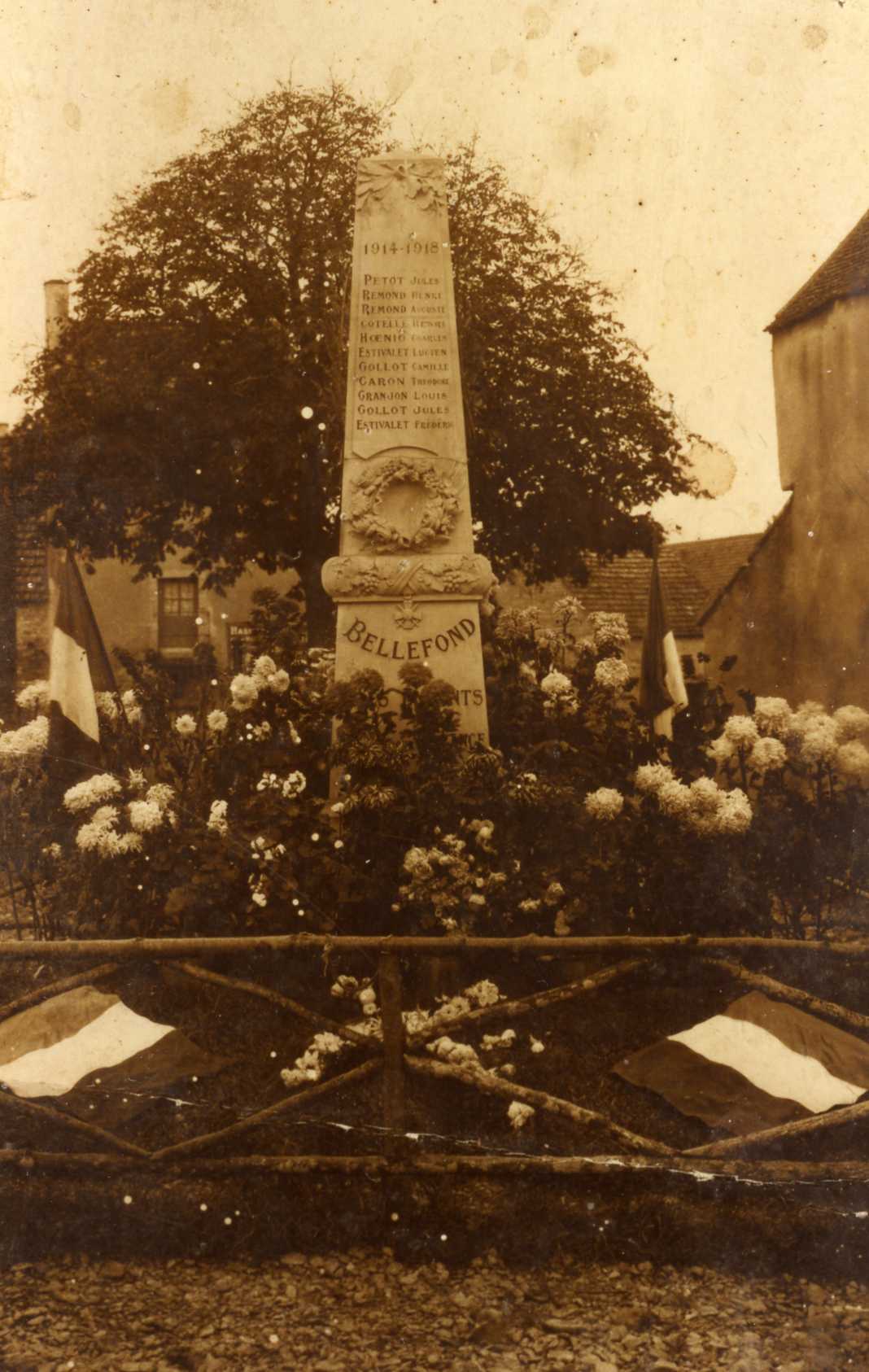Bellefond le monument aux morts inauguration