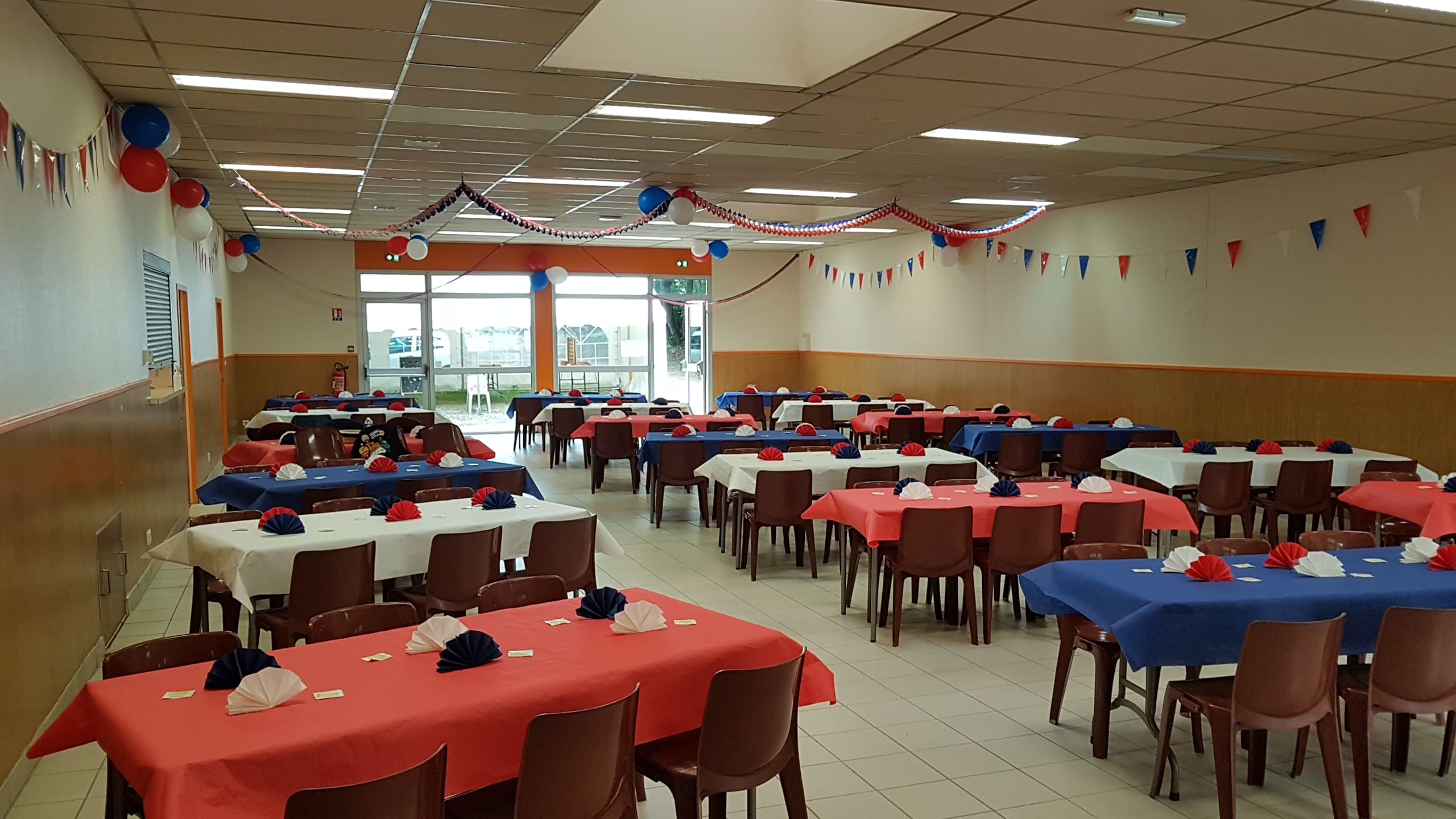 01-salle-des-fetes