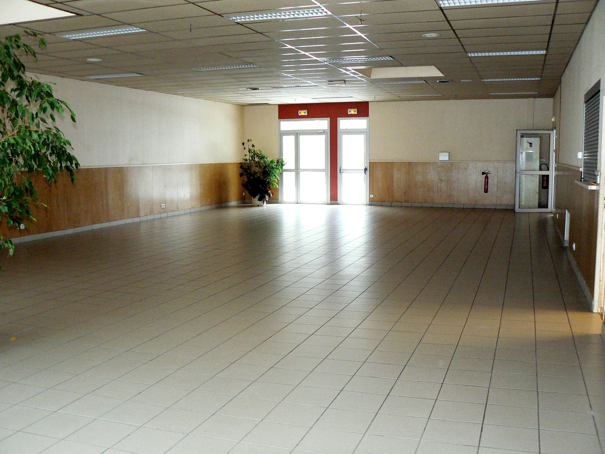 06-salle-des-fetes