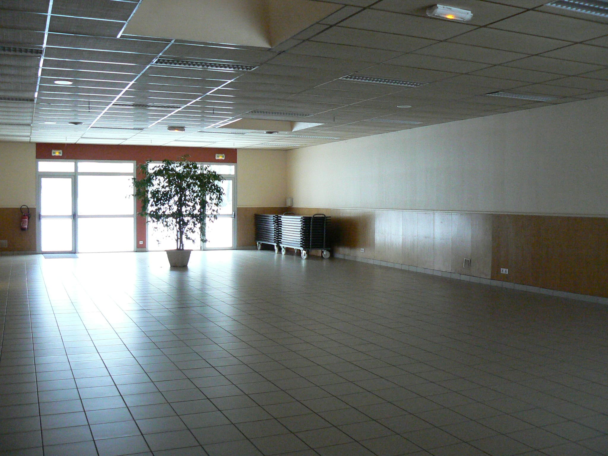 07-salle-des-fetes