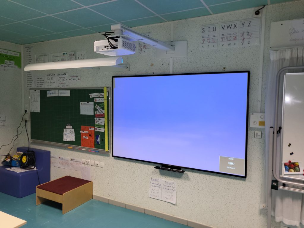Les tableaux interactifs sous-utilisés dans les écoles